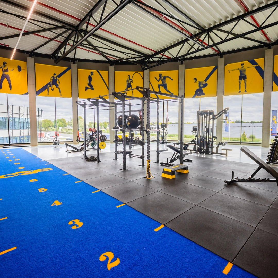 kantoor fitnessruimte workout oefening